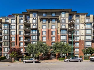 Apartment for sale in White Rock, South Surrey White Rock, 103 1551 Foster Street, 263111033 | Realtylink.org