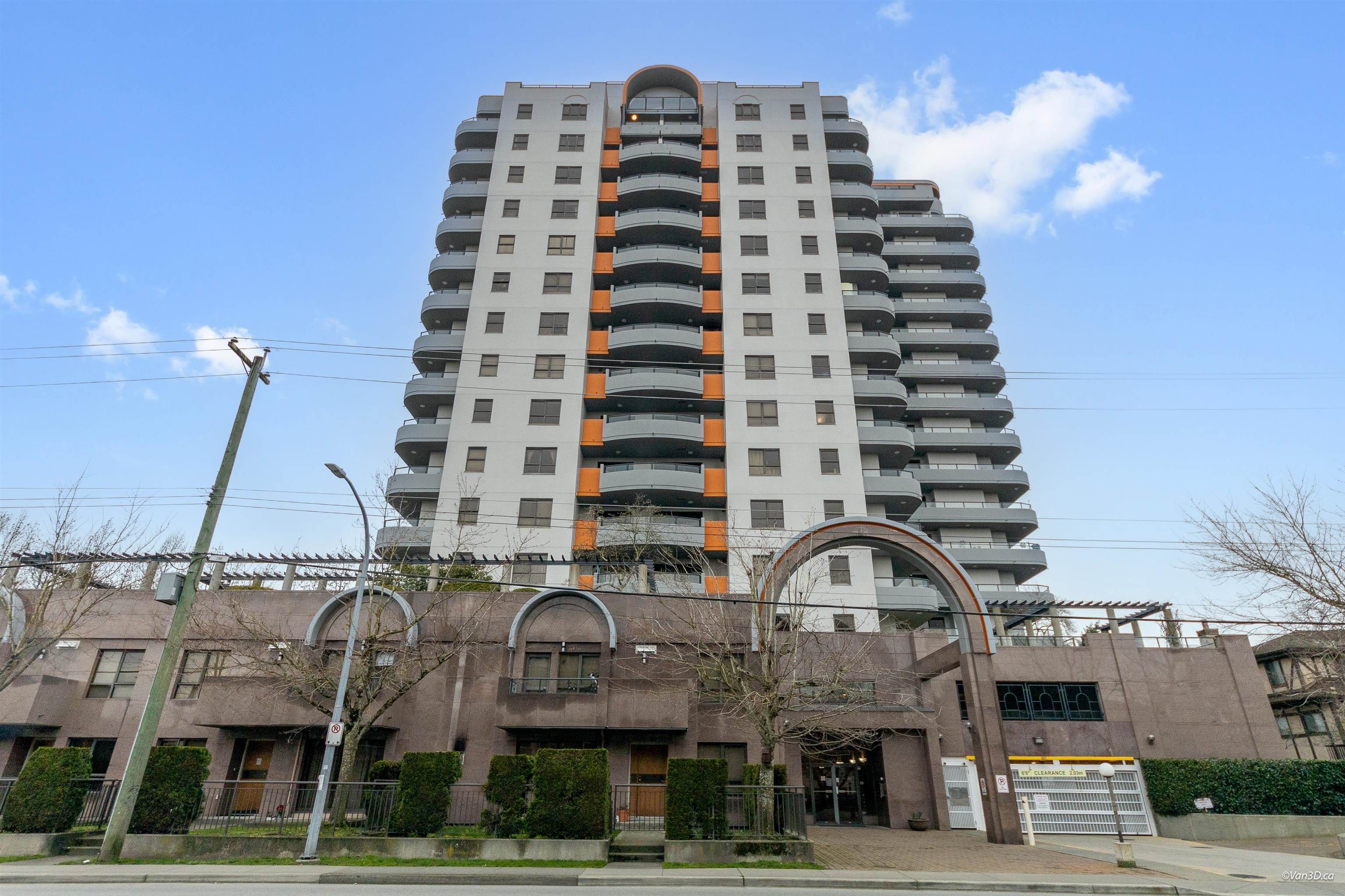 Apartment for sale in Richmond, Richmond, 506 6611 Cooney Road, 263111050 | Realtylink.org