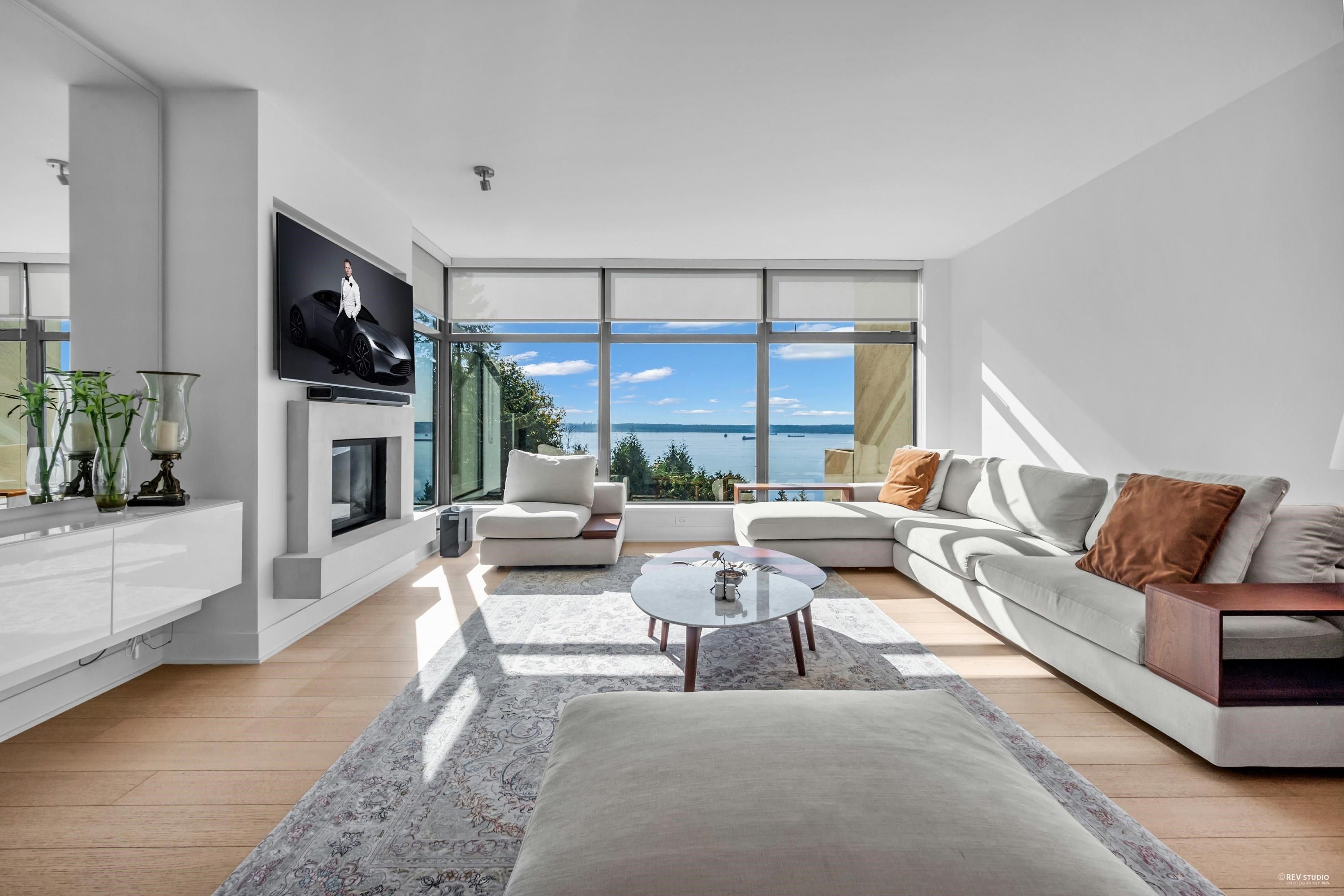 Apartment for sale in West Vancouver, West Vancouver, 401 3315 Cypress Place, 263111065 | Realtylink.org