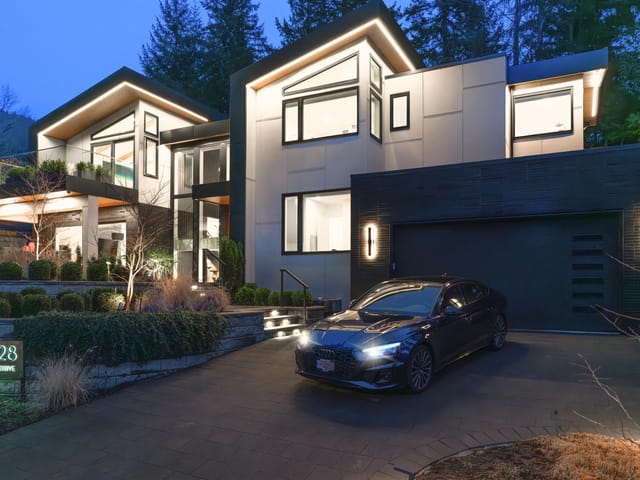 House for sale in North Vancouver, North Vancouver, 4528 Skyline Drive, 263111122 | Realtylink.org