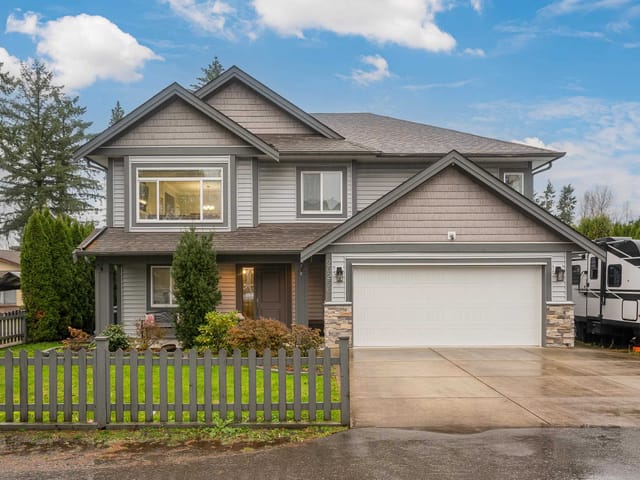 House for sale in Langley, Langley, 2 20256 98a Avenue, 263111221 | Realtylink.org
