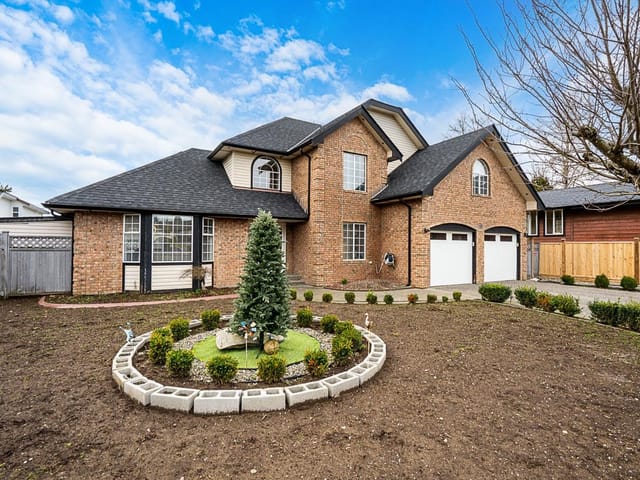 House for sale in Surrey, Surrey, 6655 123a Street, 263111267 | Realtylink.org