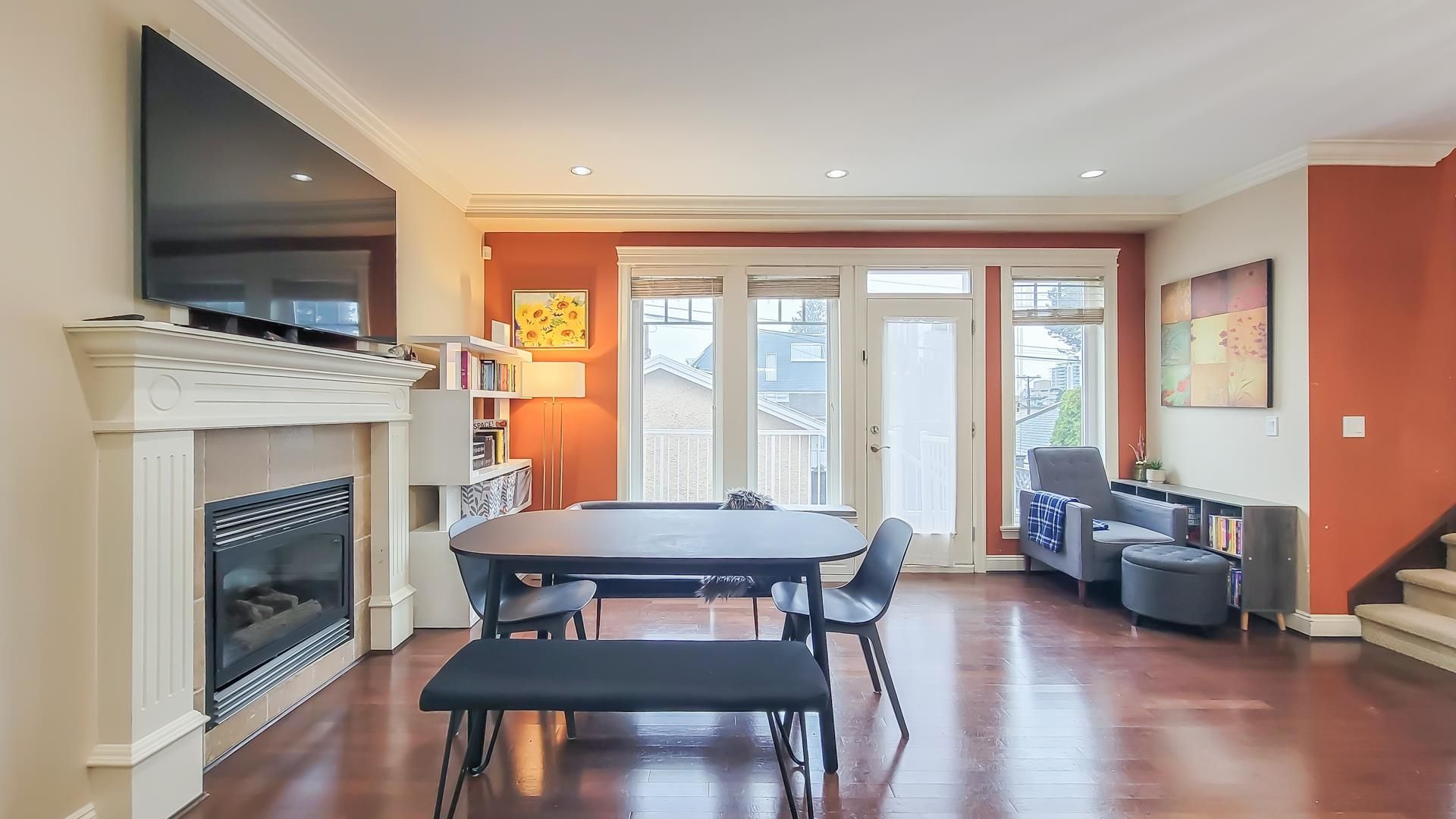 Townhouse for sale in North Vancouver, North Vancouver, 203 E 18th Street, 263111437 | Realtylink.org