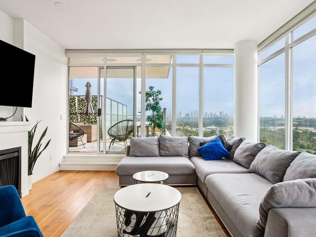 Apartment for sale in Burnaby, Burnaby North, 3101 2133 Douglas Road, 263111487 | Realtylink.org