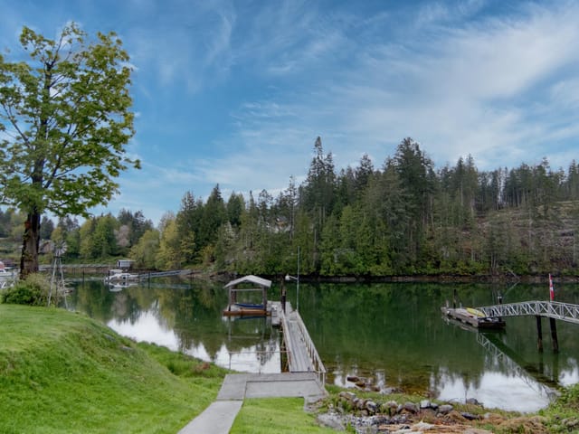 House for sale in Madeira Park, Sunshine Coast, 4618 Gerrans Bay Road, 263111507 | Realtylink.org