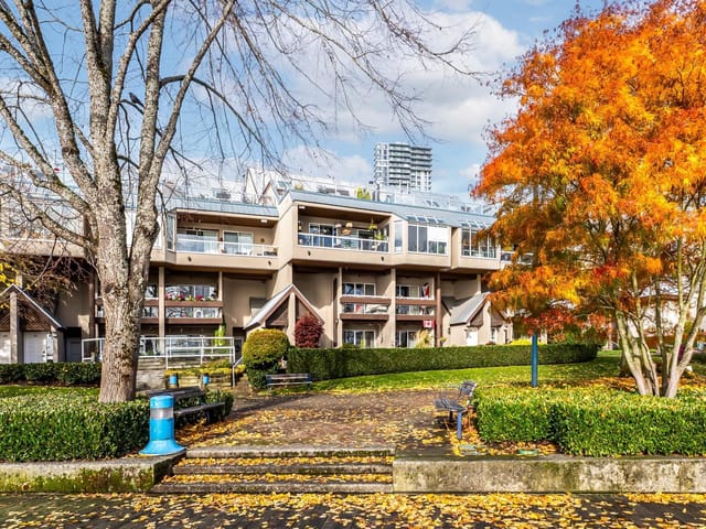 Apartment for sale in New Westminster, New Westminster, 210 5 K De K Court, 263111527 | Realtylink.org