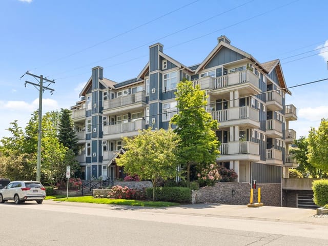 Apartment for sale in Surrey, South Surrey White Rock, 302 15392 16a Avenue, 263111568 | Realtylink.org