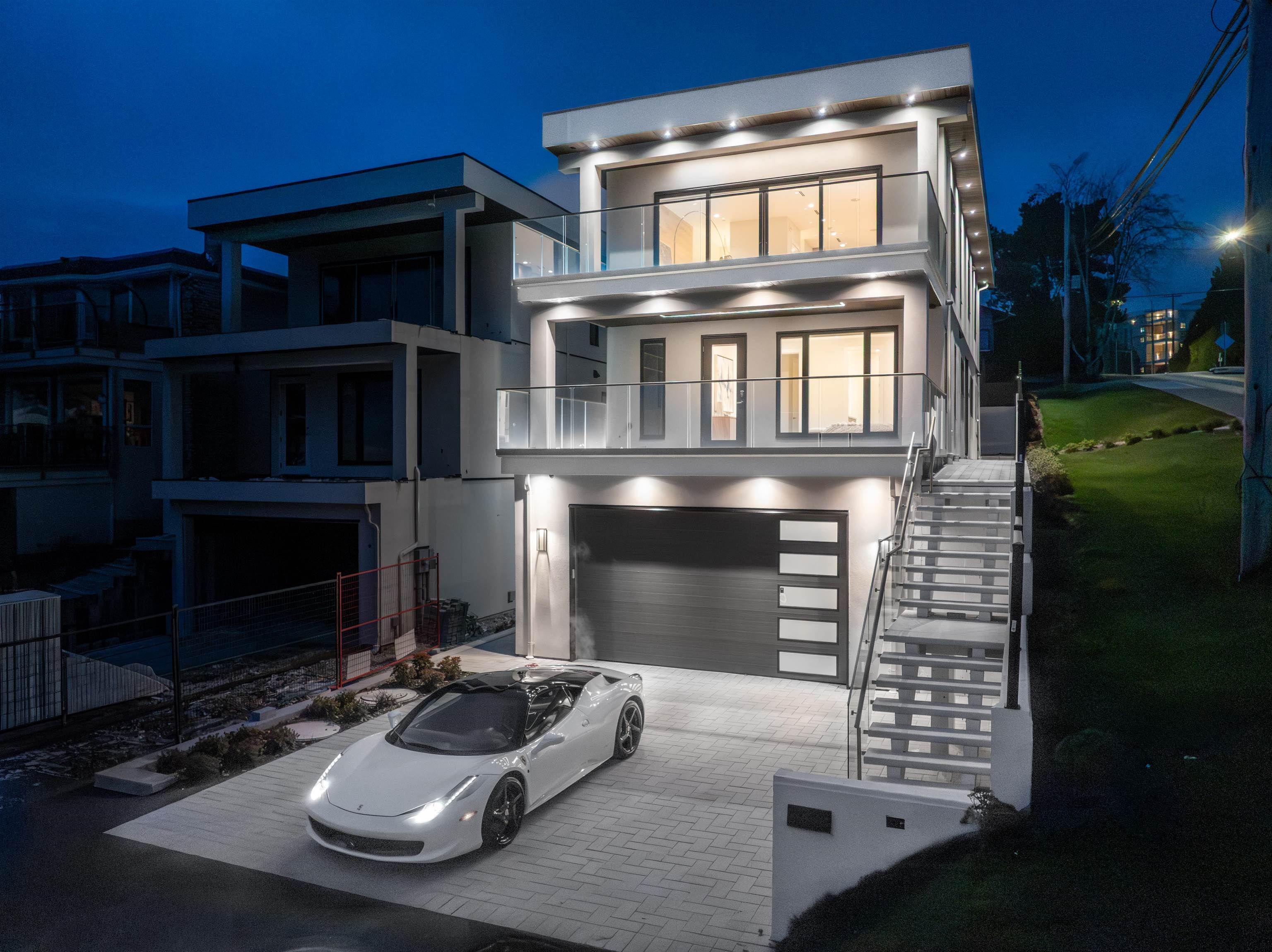 House for sale in White Rock, South Surrey White Rock, 14799 Oxenham Avenue, 263111592 | Realtylink.org