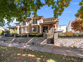 1/2 Duplex for sale in New Westminster, New Westminster, 627 Thirteenth Street, 263111654 | Realtylink.org