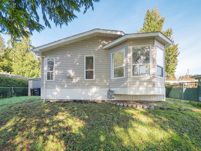 Manufactured Home for sale in Sechelt, Sunshine Coast, 33 5575 Mason Road, 263111660 | Realtylink.org