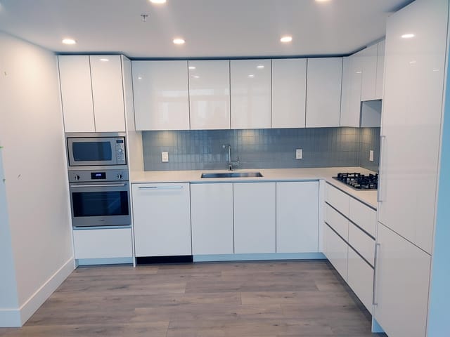 Apartment for rent in Surrey, North Surrey, 1005 10428 Whalley Boulevard, 263111682 | Realtylink.org