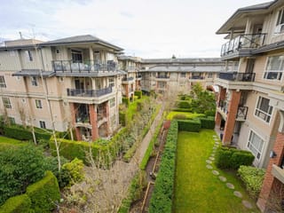 Apartment for sale in Surrey, South Surrey White Rock, 306 15357 17a Avenue, 263111697 | Realtylink.org