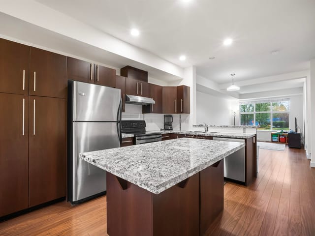 Townhouse for sale in Surrey, Cloverdale, 29 18199 70 Avenue, 263111734 | Realtylink.org