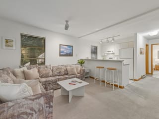 Townhouse for sale in Whistler, Whistler, 1102 3050 Hillcrest Drive, 263111786 | Realtylink.org