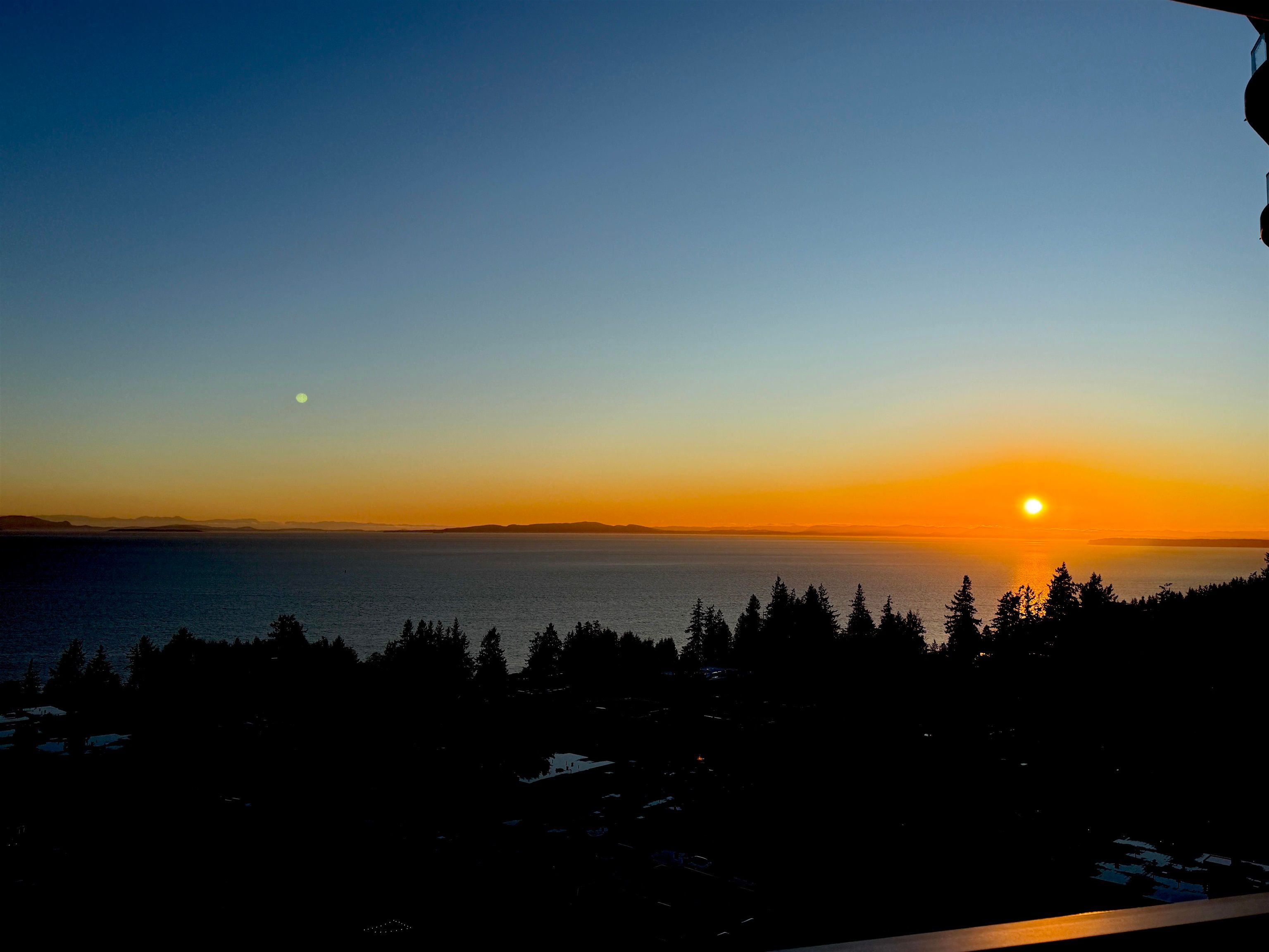 Apartment for sale in White Rock, South Surrey White Rock, 1403 1501 Foster Street, 263111807 | Realtylink.org