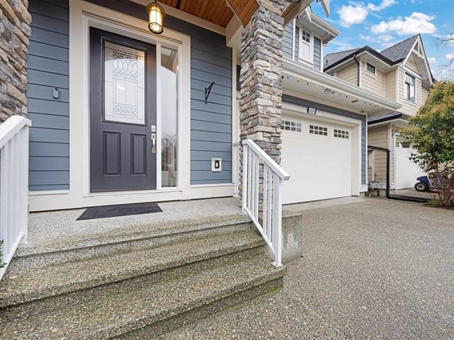 House for sale in Surrey, South Surrey White Rock, 337 171a Street, 263111819 | Realtylink.org