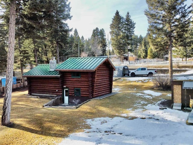 House for sale in 108 Mile Ranch, 100 Mile House, 4895 Meesquono Trail, 263111833 | Realtylink.org