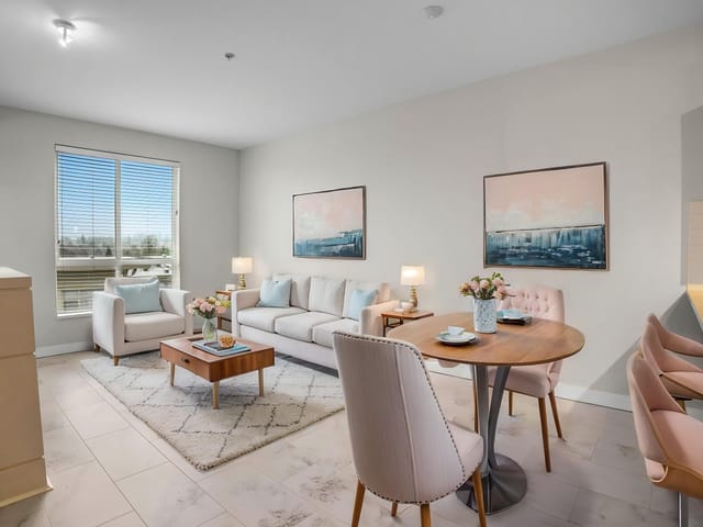 Apartment for sale in Surrey, South Surrey White Rock, 217 15850 26 Avenue, 263111834 | Realtylink.org