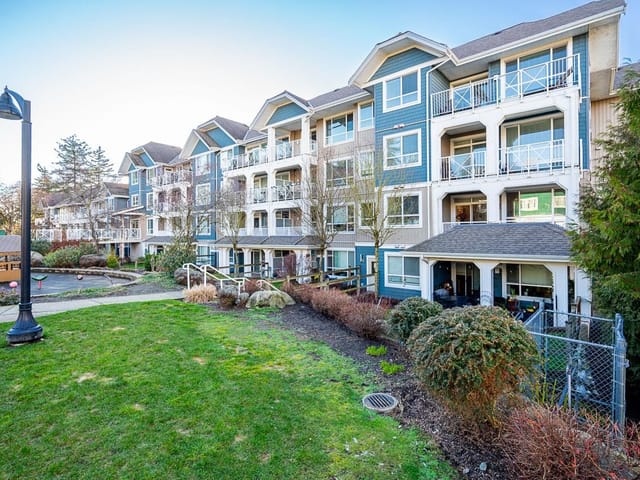 Apartment for sale in Surrey, Cloverdale, 313 16380 64 Avenue, 263111839 | Realtylink.org