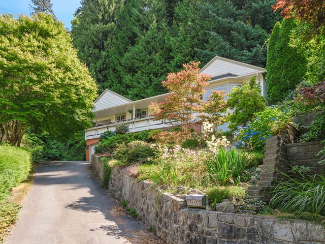 House for sale in West Vancouver, West Vancouver, 5560 Greenleaf Road, 263111856 | Realtylink.org