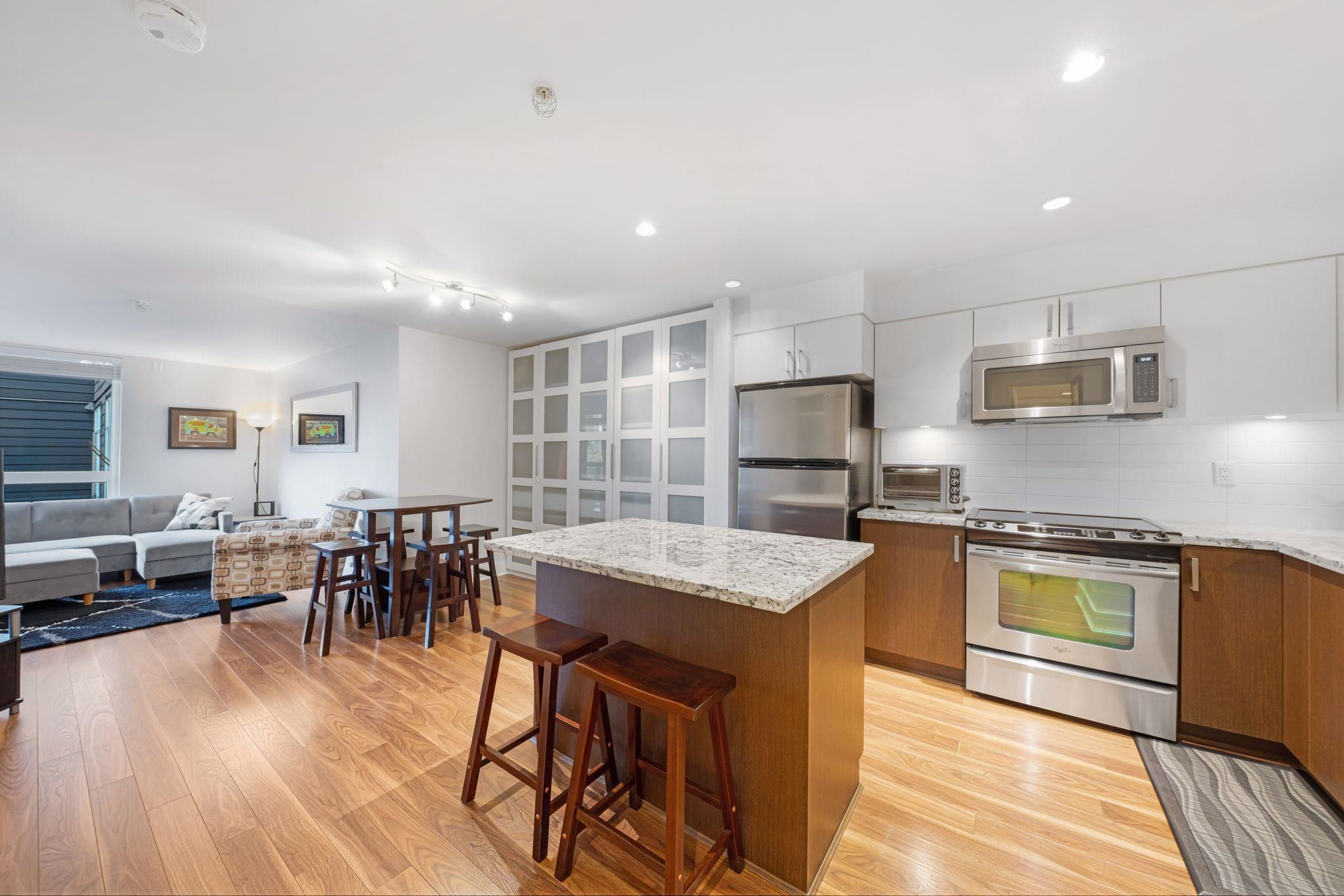 Apartment for sale in New Westminster, New Westminster, 213 85 Eighth Avenue, 263111971 | Realtylink.org