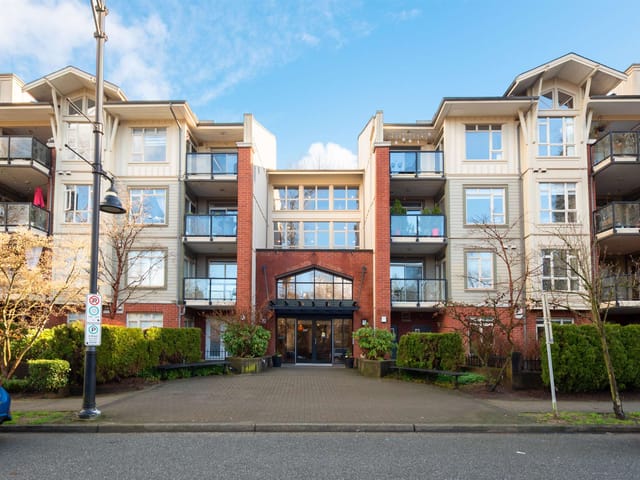 Apartment for sale in Port Moody, Port Moody, 121 100 Capilano Road, 263111978 | Realtylink.org