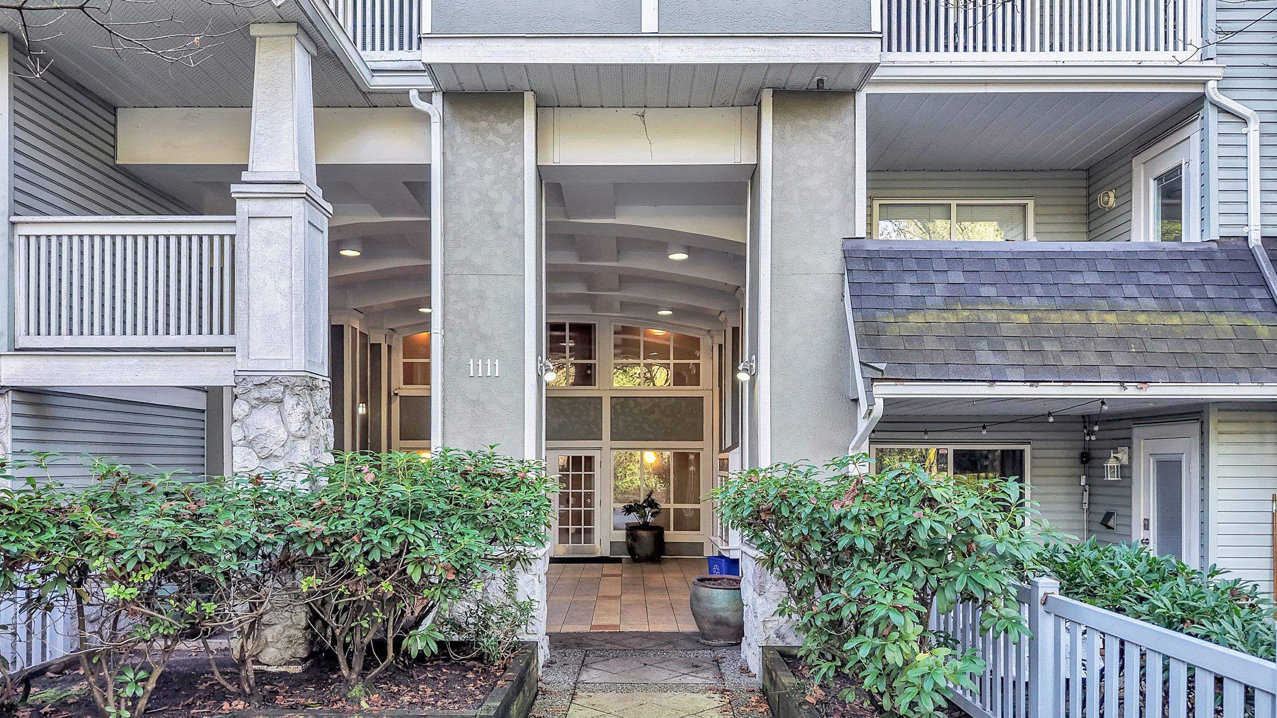 Apartment for sale in North Vancouver, North Vancouver, 211 1111 Lynn Valley Road, 263111995 | Realtylink.org