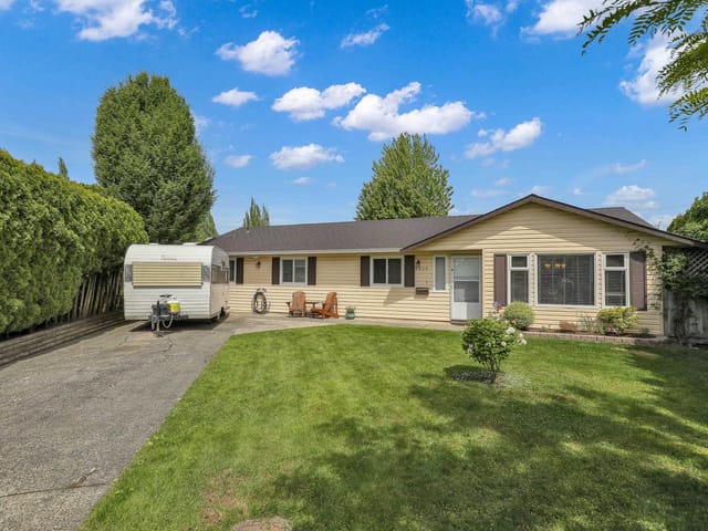 House for sale in Surrey, Cloverdale, 6359 172a Avenue, 263111996 | Realtylink.org