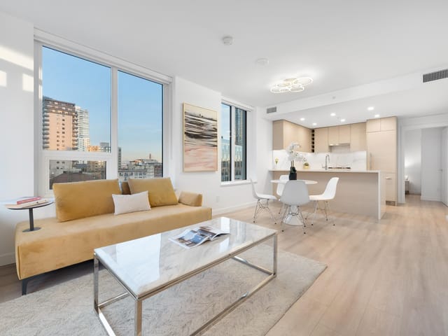 Apartment for sale in New Westminster, New Westminster, 1005 823 Carnarvon Street, 263112093 | Realtylink.org