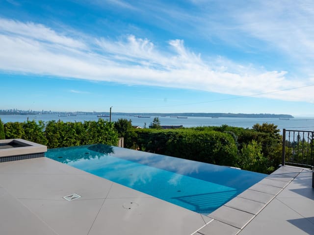 House for sale in West Vancouver, West Vancouver, 4135 Burkehill Place, 263112198 | Realtylink.org