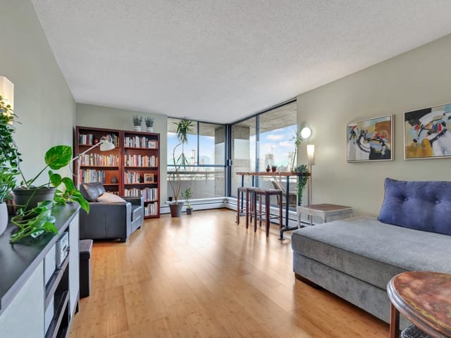 Apartment for sale in Burnaby, Burnaby North, 2206 3755 Bartlett Court, 263112221 | Realtylink.org