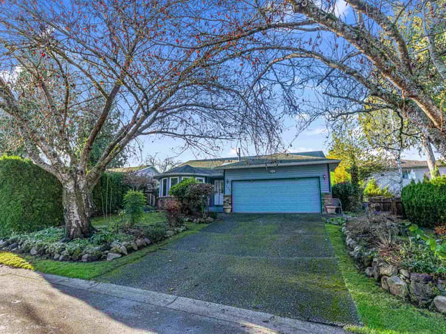 House for sale in Surrey, Surrey, 12905 65 Avenue, 263112229 | Realtylink.org