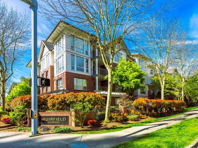 Apartment for sale in Surrey, South Surrey White Rock, 310 15188 22 Avenue, 263112295 | Realtylink.org