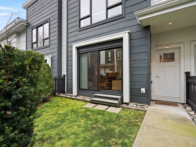 Townhouse for sale in White Rock, South Surrey White Rock, 114 2280 163 Street, 263112385 | Realtylink.org