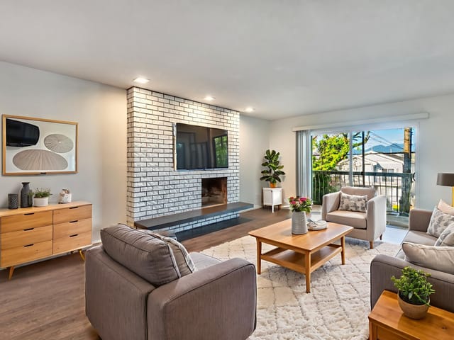 1/2 Duplex for sale in Burnaby, Burnaby North, 5842 Woodsworth Street, 263112388 | Realtylink.org