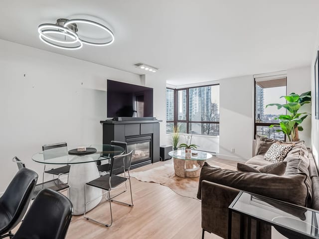 Apartment for sale in Vancouver, Vancouver West, 402 1003 Pacific Street, 263112410 | Realtylink.org