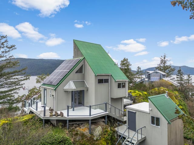 House for sale in Vancouver, West Vancouver, 28 Passage Island, 263112498 | Realtylink.org