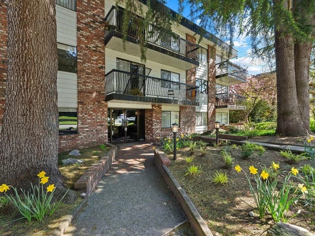 Apartment for sale in Vancouver, Vancouver West, 305 2330 Maple Street, 263112530 | Realtylink.org