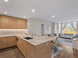 Apartment for sale in Port Moody, Port Moody, 1601 305 Morrissey Road, 263112593 | Realtylink.org