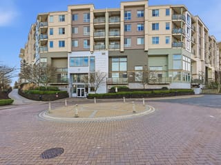 Apartment for sale in Surrey, South Surrey White Rock, 225 15850 26 Avenue, 263112603 | Realtylink.org