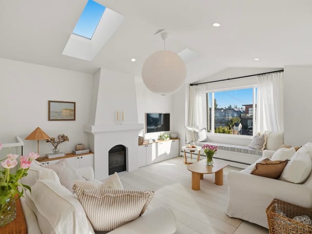 House for sale in White Rock, South Surrey White Rock, 863 Lee Street, 263112705 | Realtylink.org