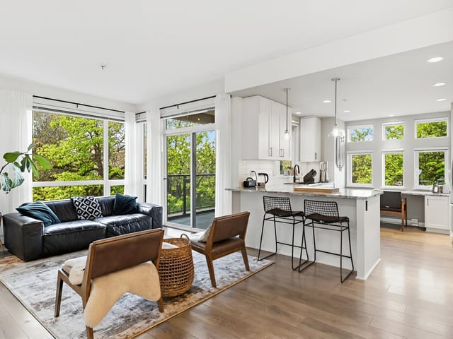 Apartment for sale in Abbotsford, Abbotsford, 116 2238 Whatcom Road, 263112782 | Realtylink.org