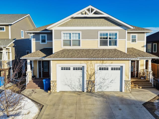 1/2 Duplex for sale in Fort St. John, Fort St. John, 10922 104a Avenue, 263112797 | Realtylink.org