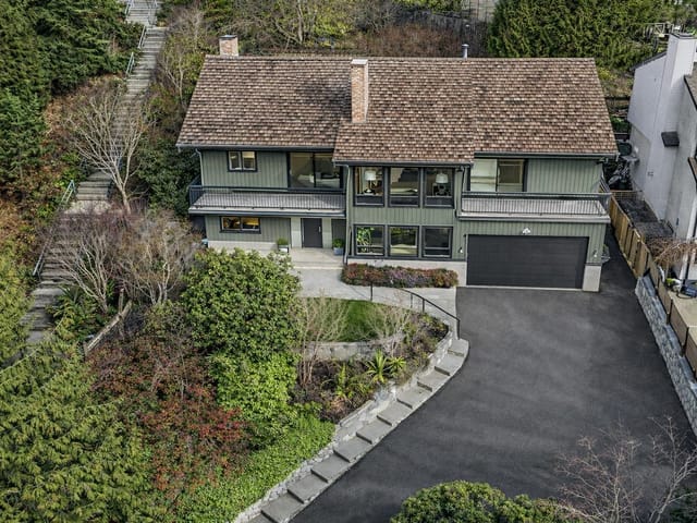 House for sale in North Vancouver, North Vancouver, 284 Montroyal Boulevard, 263112802 | Realtylink.org