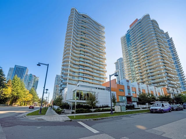 Apartment for sale in Surrey, North Surrey, 903 13318 104 Avenue, 263112874 | Realtylink.org