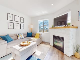 Apartment for sale in Whistler, Whistler, 449 4314 Main Street, 263112911 | Realtylink.org