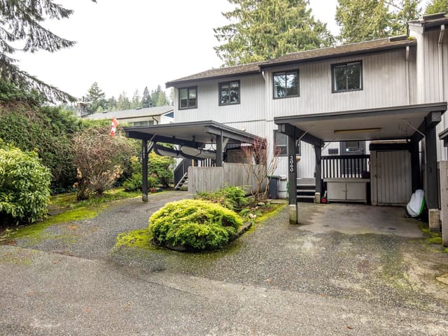 Townhouse for sale in North Vancouver, North Vancouver, 2060 Deep Cove Crescent, 263112913 | Realtylink.org