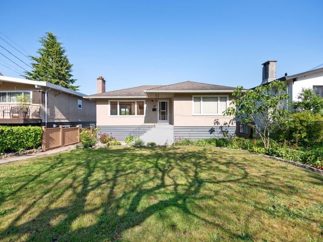 House for sale in Vancouver, Vancouver East, 4262 Dumfries Street, 263112923 | Realtylink.org