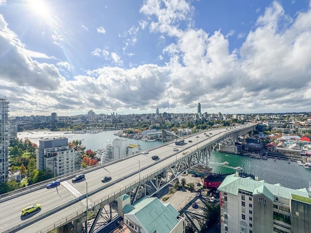 Apartment for sale in Vancouver, Vancouver West, 2207 1500 Howe Street, 263112999 | Realtylink.org