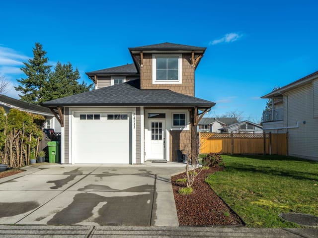 House for sale in Abbotsford, Abbotsford, 34711 2 Avenue, 263113129 | Realtylink.org